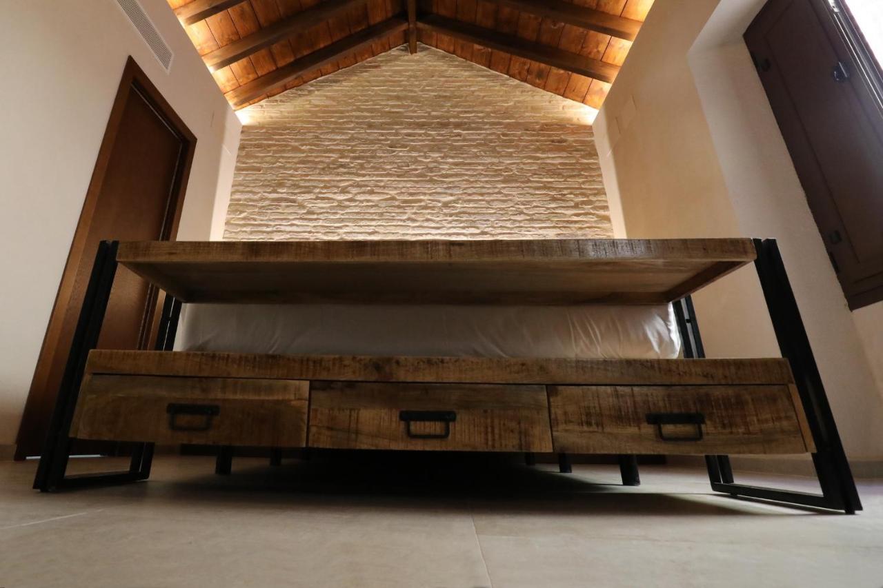 Casa Senorial Del Siglo XVIII Lejlighedshotel Sevilla Eksteriør billede