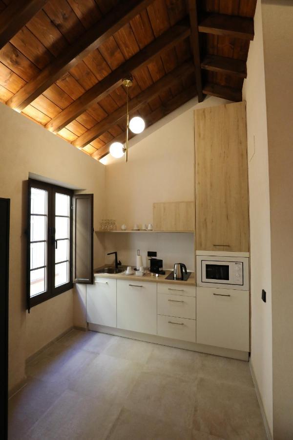 Casa Senorial Del Siglo XVIII Lejlighedshotel Sevilla Eksteriør billede