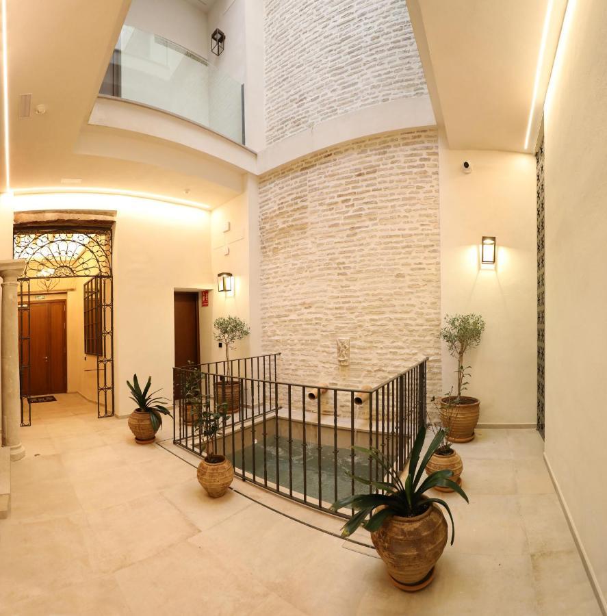 Casa Senorial Del Siglo XVIII Lejlighedshotel Sevilla Eksteriør billede
