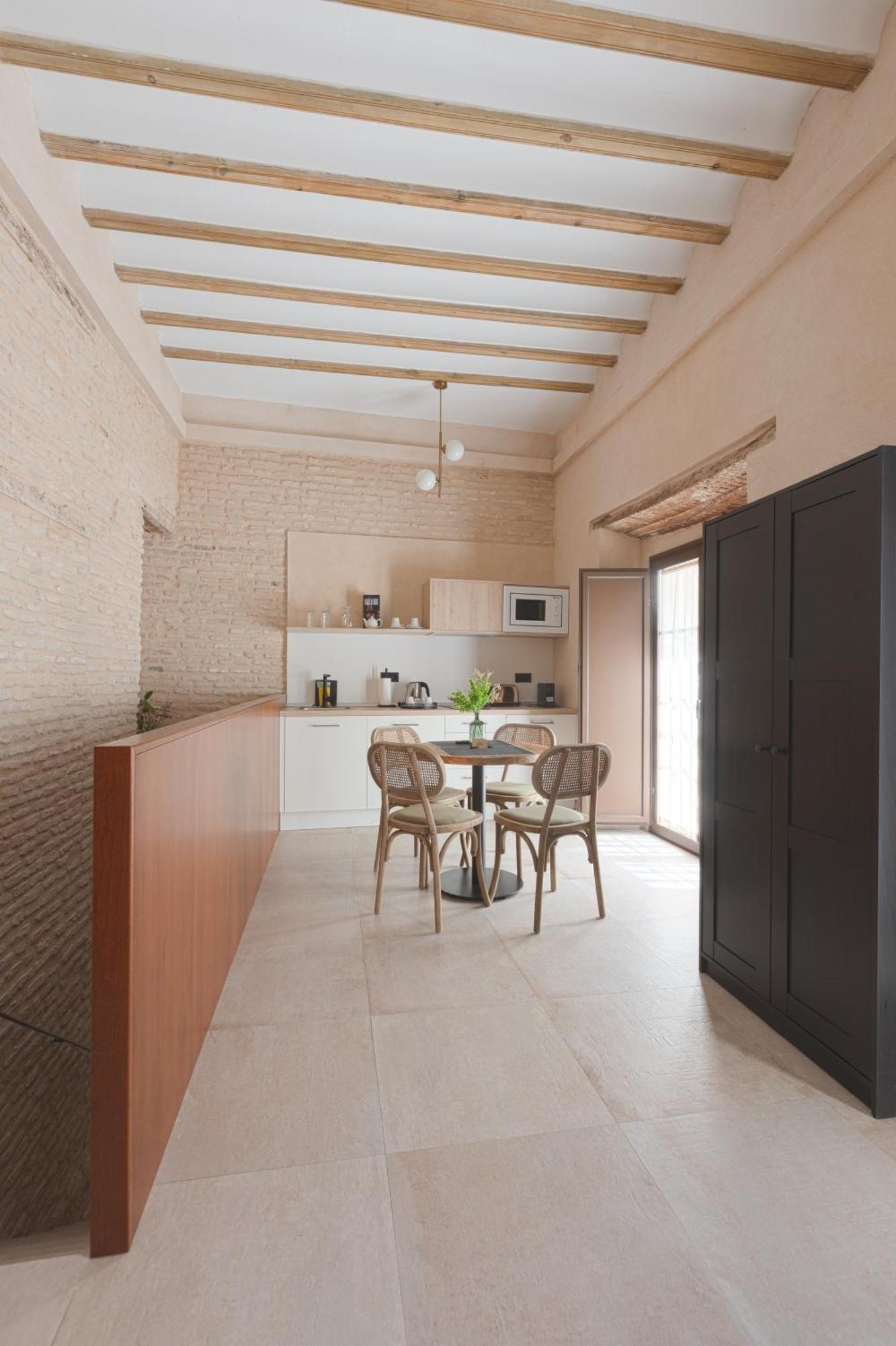 Casa Senorial Del Siglo XVIII Lejlighedshotel Sevilla Eksteriør billede