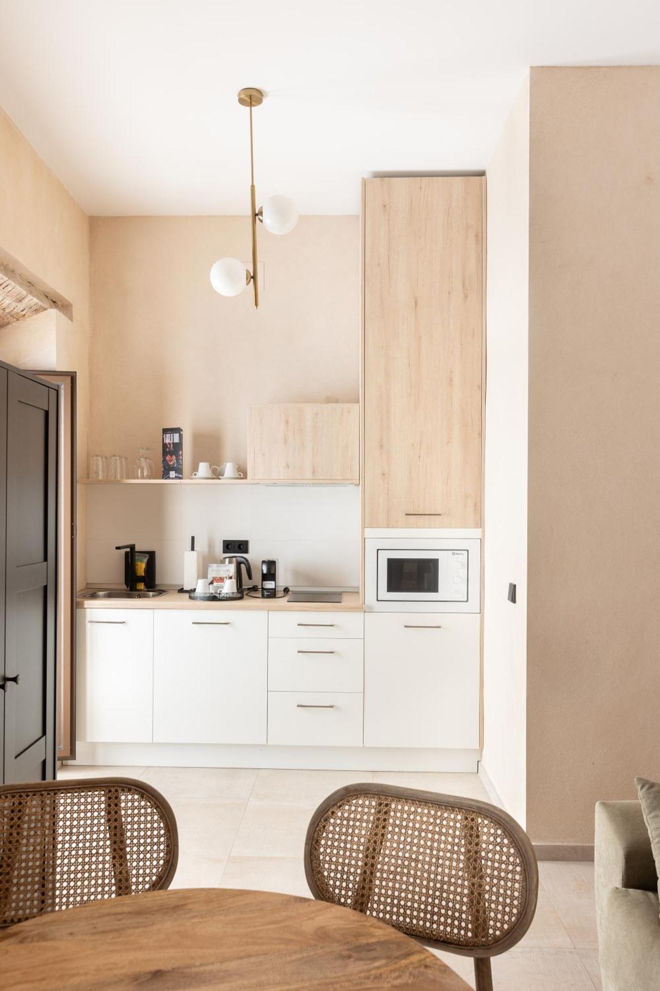 Casa Senorial Del Siglo XVIII Lejlighedshotel Sevilla Eksteriør billede